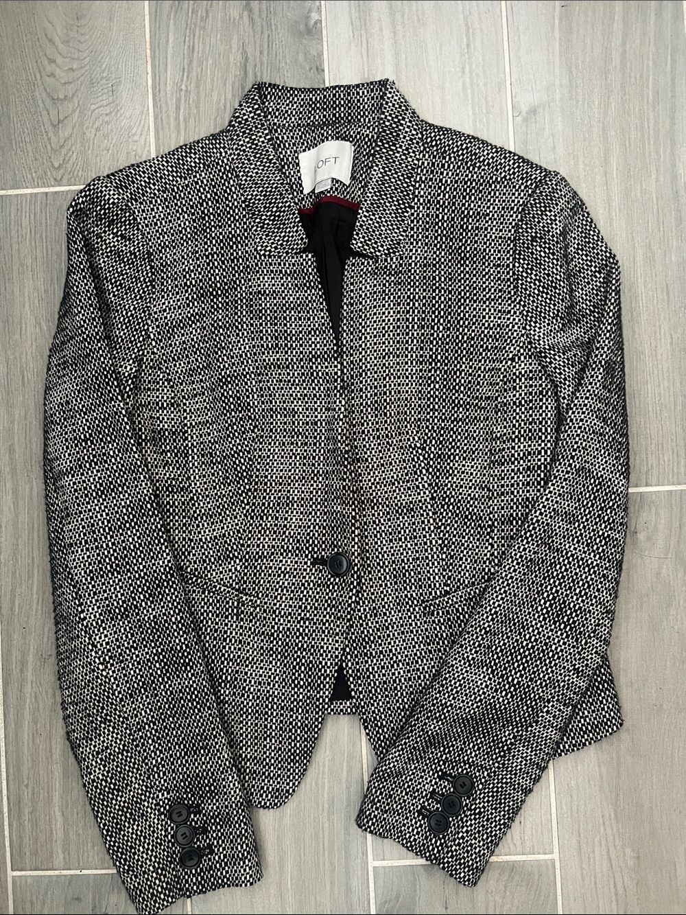 Ann Taylor Black & White Woven Single-Button Blazer